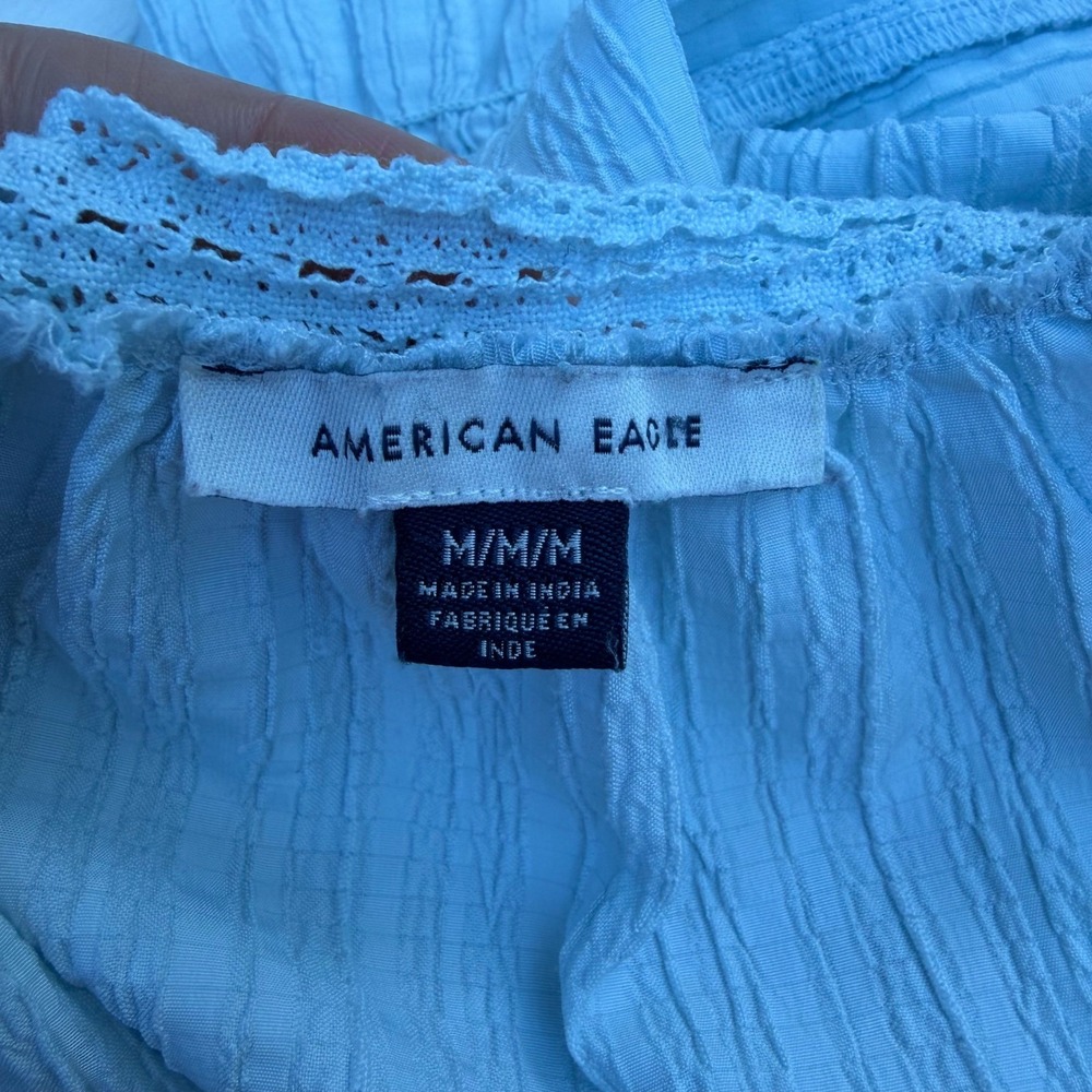 American Eagle Blue Seersucker Lace Trim Smocked Crop Tank Top Womens Medium - Picture 7 of 7
